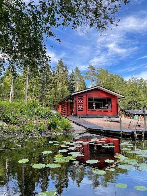 Katiskosken Joenrantamoekki Villa Hameenlinna Exterior photo